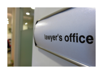 Italian lawyers for English speakers